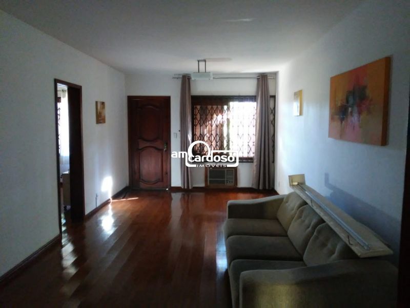 Casa com 2 quartos, 3 banheiros e 170m² à venda no bairro Passo Dareia, Porto Alegre