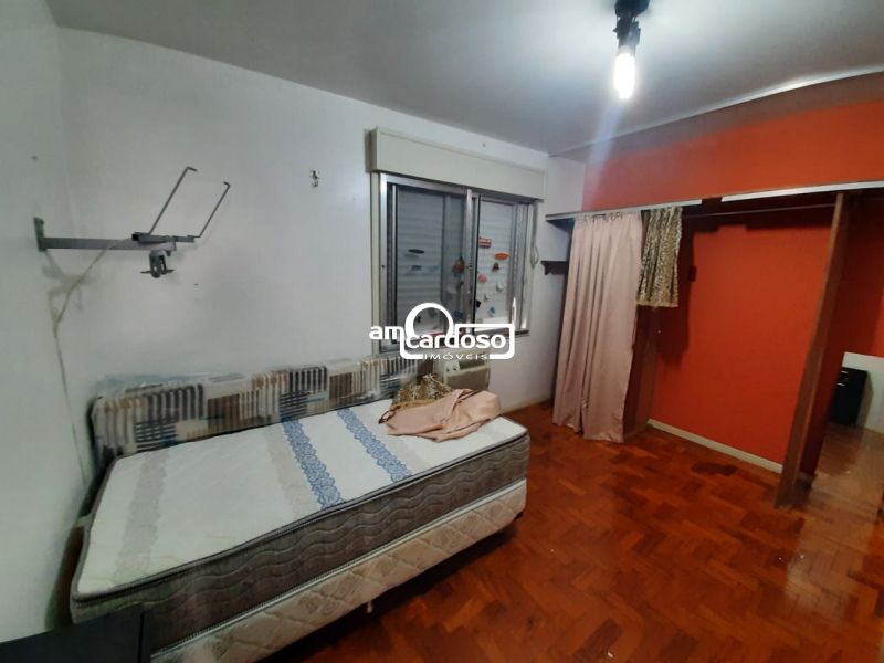 Apartamento com 2 quartos, 1 banheiro e 55m² à venda no bairro Sao Sebastiao, Porto Alegre