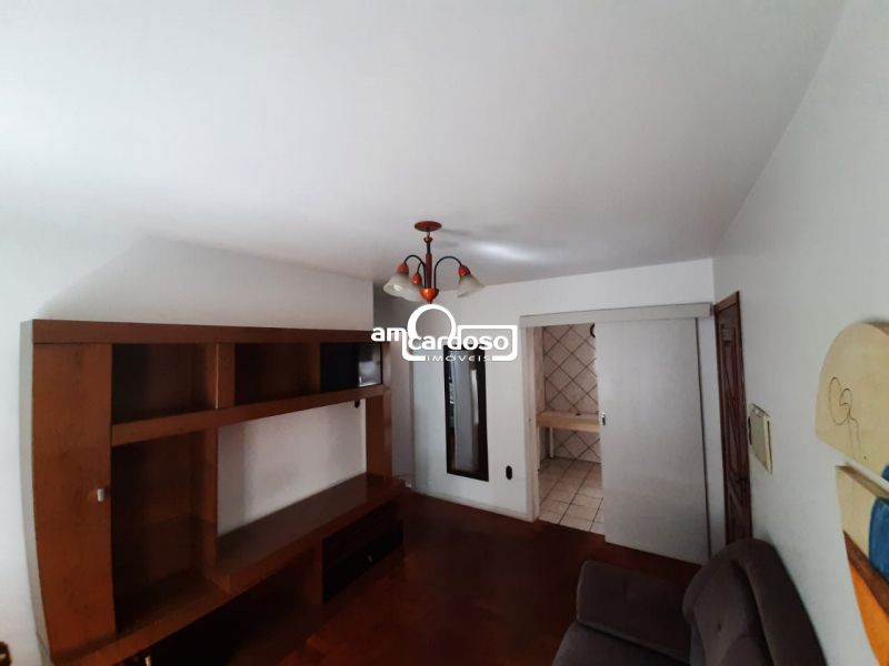Apartamento com 2 quartos, 1 banheiro e 55m² à venda no bairro Sao Sebastiao, Porto Alegre