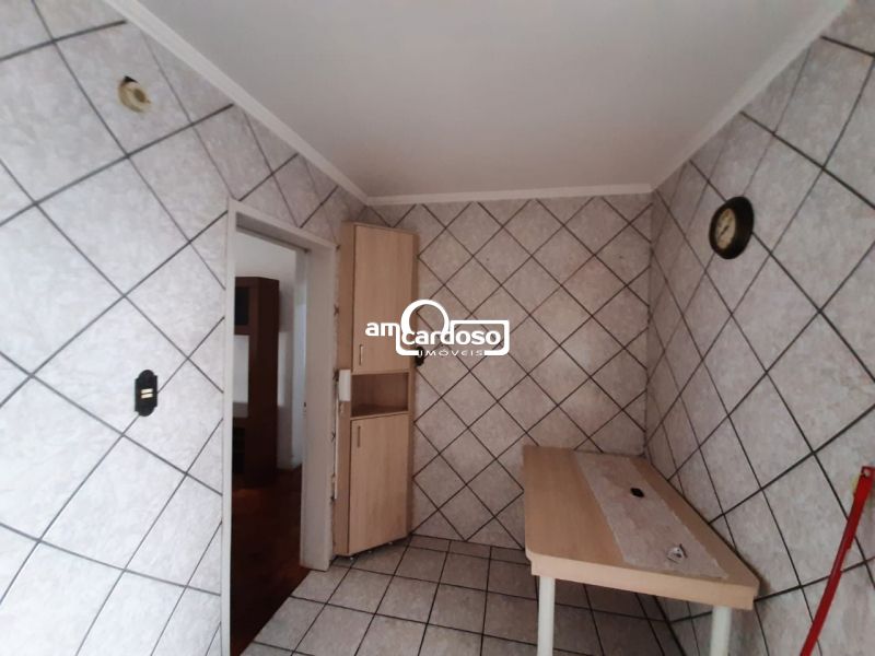 Apartamento com 2 quartos, 1 banheiro e 55m² à venda no bairro Sao Sebastiao, Porto Alegre