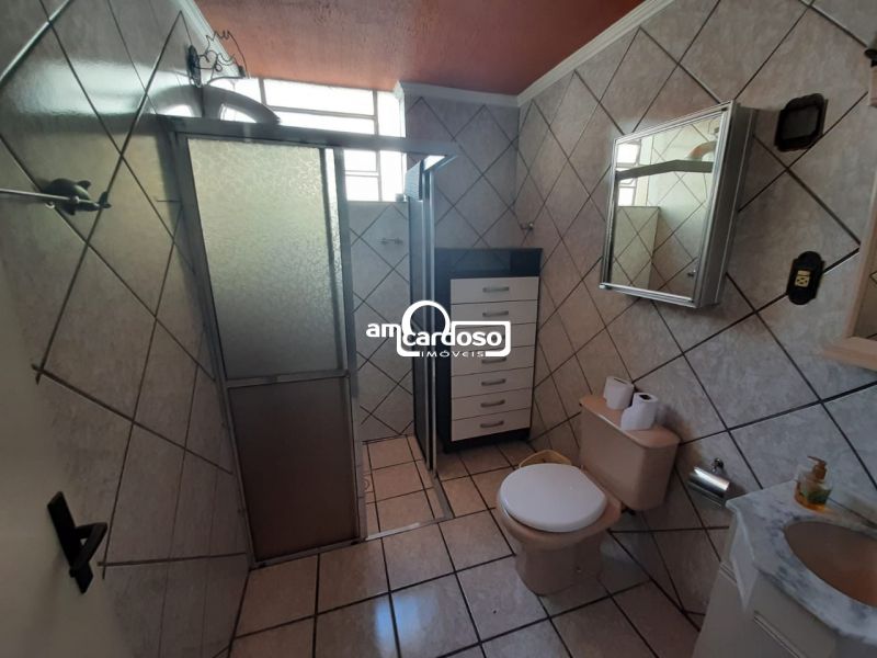 Apartamento com 2 quartos, 1 banheiro e 55m² à venda no bairro Sao Sebastiao, Porto Alegre