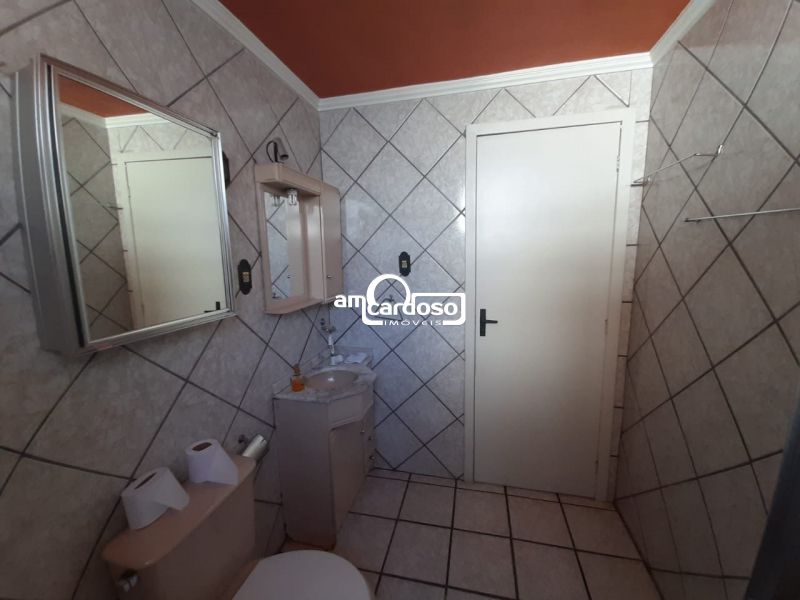Apartamento com 2 quartos, 1 banheiro e 55m² à venda no bairro Sao Sebastiao, Porto Alegre