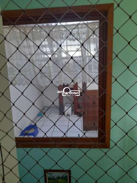 Sobrado com 4 quartos, 5 banheiros e 295m² à venda no bairro Sao Sebastiao, Porto Alegre