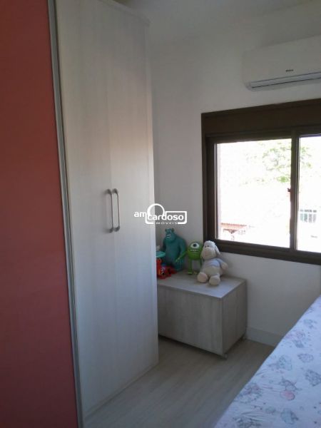 Sobrado com 3 quartos, 4 banheiros e 183m² à venda no bairro Jardim Lindoia, Porto Alegre