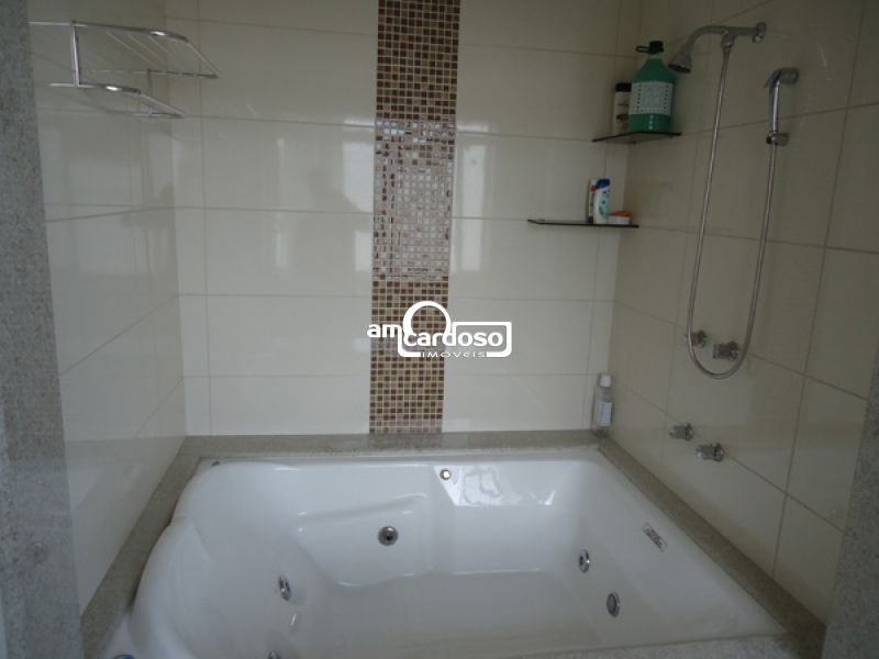 Apartamento com 2 quartos, 1 banheiro e 70m² à venda no bairro Sao Geraldo, Porto Alegre