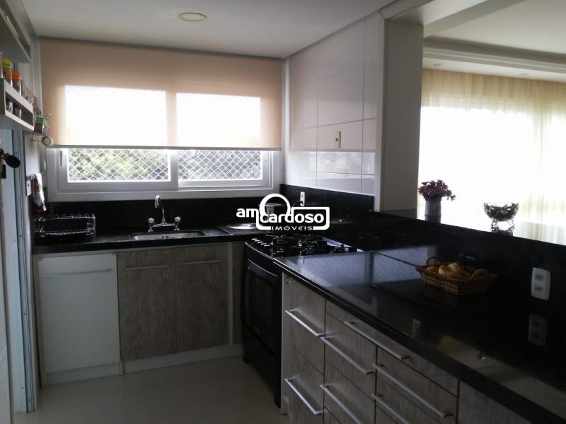 Apartamento com 3 quartos, 2 banheiros e 100m² à venda no bairro Cristo Redentor, Porto Alegre
