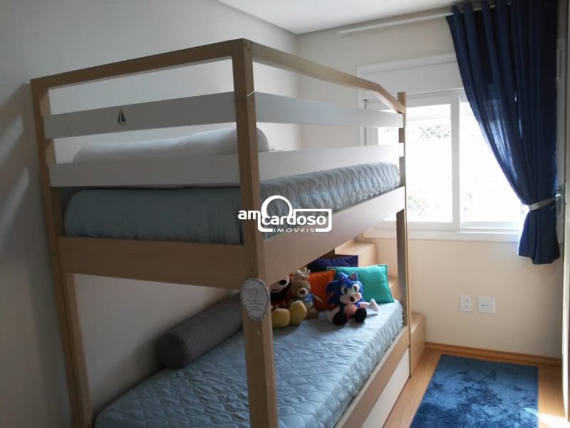 Apartamento com 3 quartos, 2 banheiros e 100m² à venda no bairro Cristo Redentor, Porto Alegre
