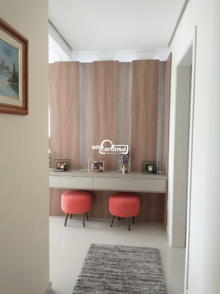 Apartamento com 3 quartos, 2 banheiros e 100m² à venda no bairro Cristo Redentor, Porto Alegre