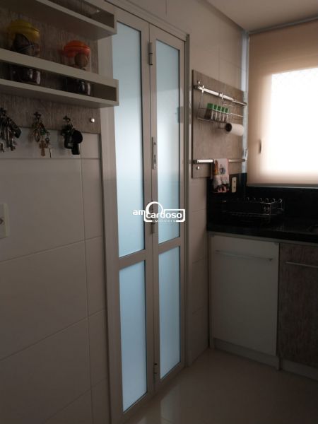Apartamento com 3 quartos, 2 banheiros e 100m² à venda no bairro Cristo Redentor, Porto Alegre