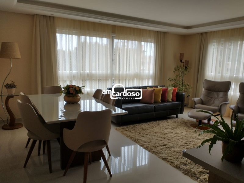 Apartamento com 3 quartos, 2 banheiros e 100m² à venda no bairro Cristo Redentor, Porto Alegre