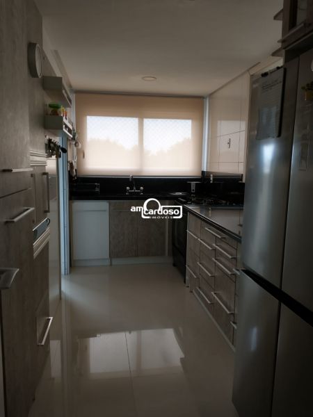 Apartamento com 3 quartos, 2 banheiros e 100m² à venda no bairro Cristo Redentor, Porto Alegre