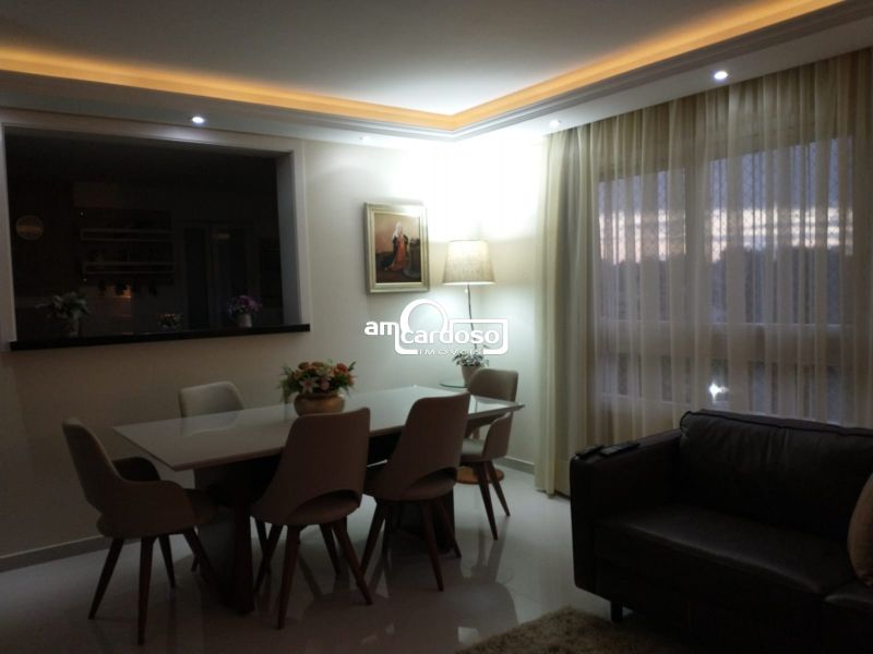 Apartamento com 3 quartos, 2 banheiros e 100m² à venda no bairro Cristo Redentor, Porto Alegre