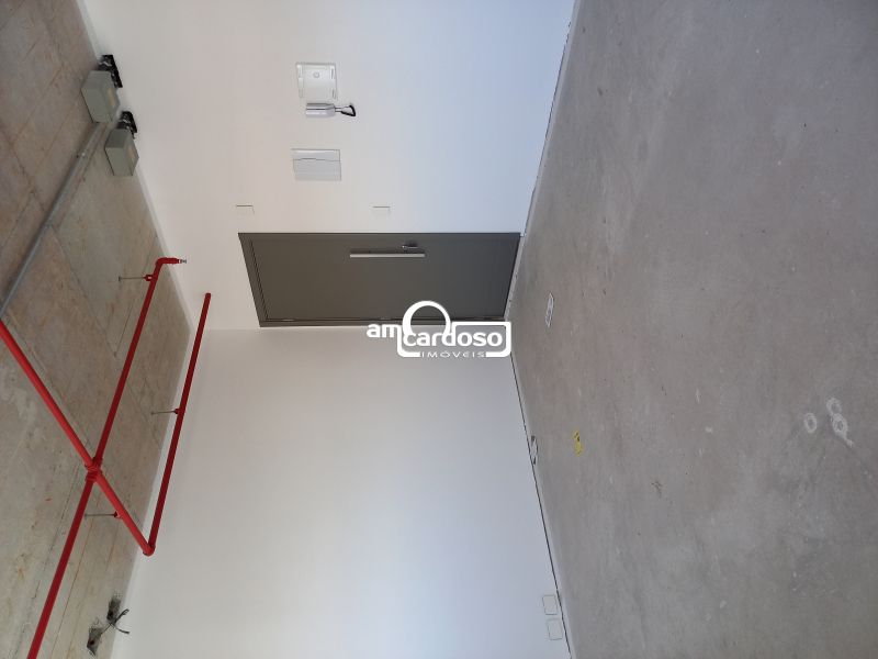 Sala com 26m² à venda no bairro Passo Dareia, Porto Alegre