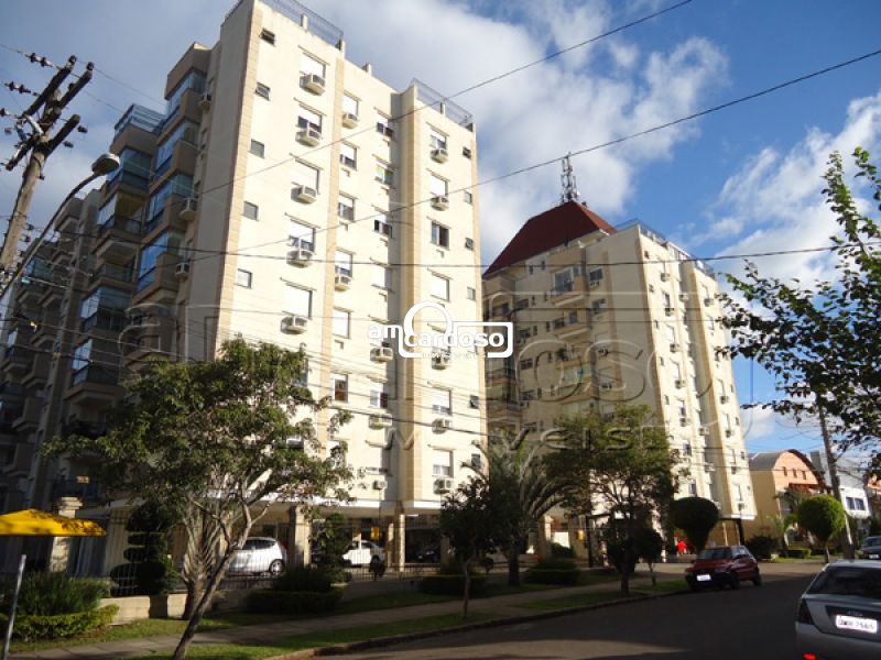 Cobertura com 3 quartos, 3 banheiros e 216m² à venda no bairro Sao Sebastiao, Porto Alegre