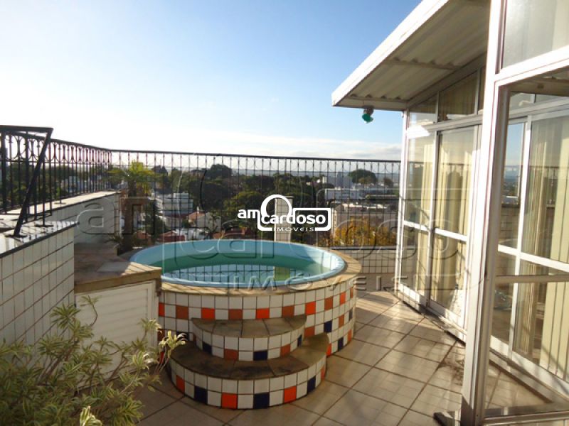 Cobertura com 3 quartos, 3 banheiros e 216m² à venda no bairro Sao Sebastiao, Porto Alegre