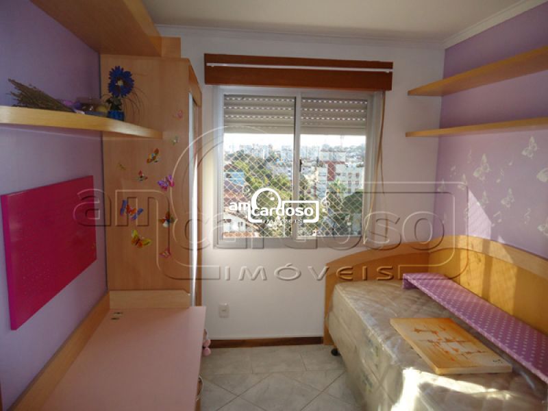 Cobertura com 3 quartos, 3 banheiros e 216m² à venda no bairro Sao Sebastiao, Porto Alegre