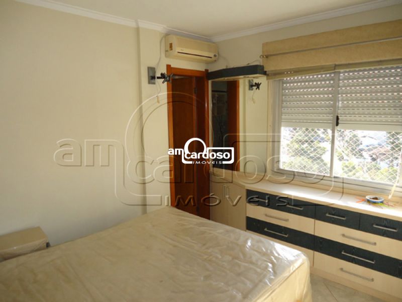 Cobertura com 3 quartos, 3 banheiros e 216m² à venda no bairro Sao Sebastiao, Porto Alegre