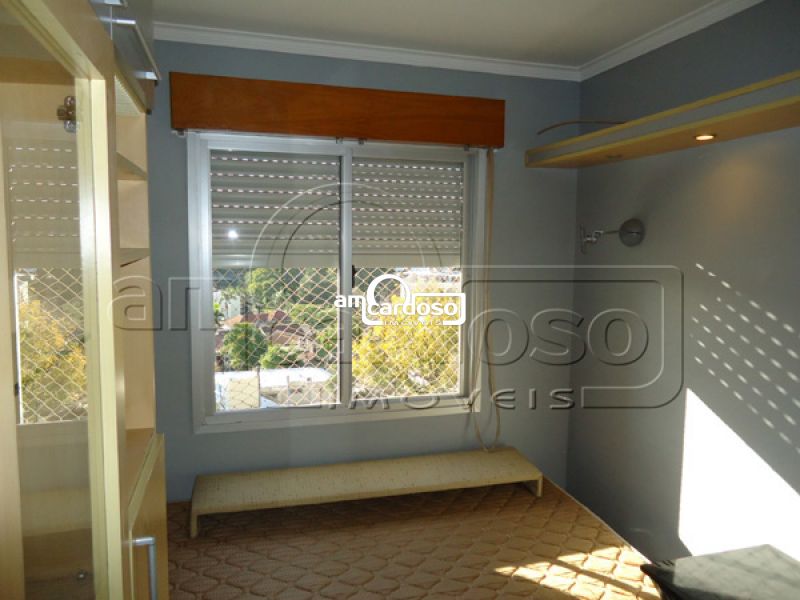 Cobertura com 3 quartos, 3 banheiros e 216m² à venda no bairro Sao Sebastiao, Porto Alegre