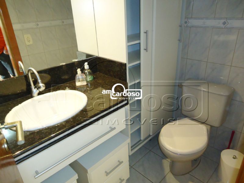 Cobertura com 3 quartos, 3 banheiros e 216m² à venda no bairro Sao Sebastiao, Porto Alegre
