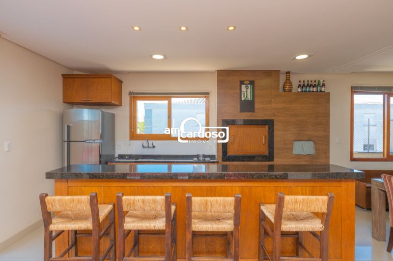 Apartamento com 3 quartos, 2 banheiros e 228m² à venda no bairro Cristo Redentor, Porto Alegre