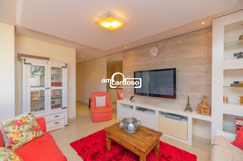 Apartamento com 3 quartos, 2 banheiros e 228m² à venda no bairro Cristo Redentor, Porto Alegre