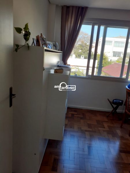 Apartamento com 2 quartos, 2 banheiros e 71m² à venda no bairro Cristo Redentor, Porto Alegre