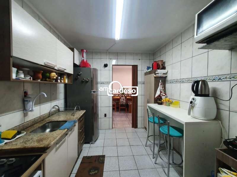 Casa com 2 quartos, 2 banheiros e 82m² à venda no bairro Alto Petrópolis, Porto Alegre