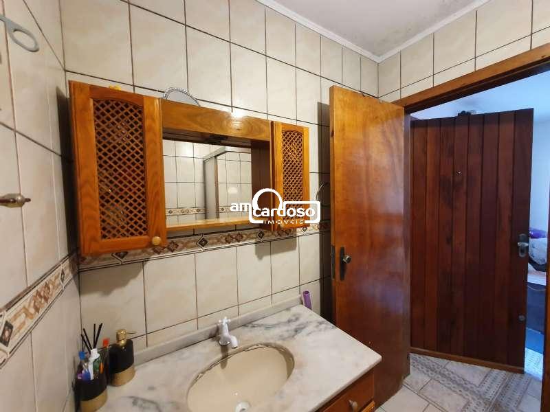 Casa com 2 quartos, 2 banheiros e 82m² à venda no bairro Alto Petrópolis, Porto Alegre