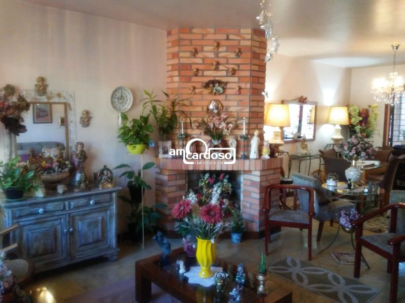 Casa com 3 quartos, 3 banheiros e 212m² à venda no bairro Jardim Floresta, Porto Alegre