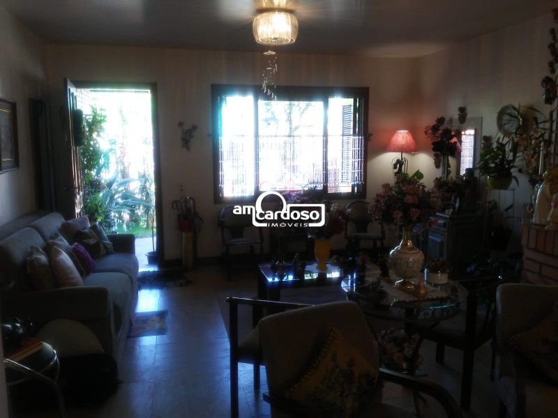 Casa com 3 quartos, 3 banheiros e 212m² à venda no bairro Jardim Floresta, Porto Alegre