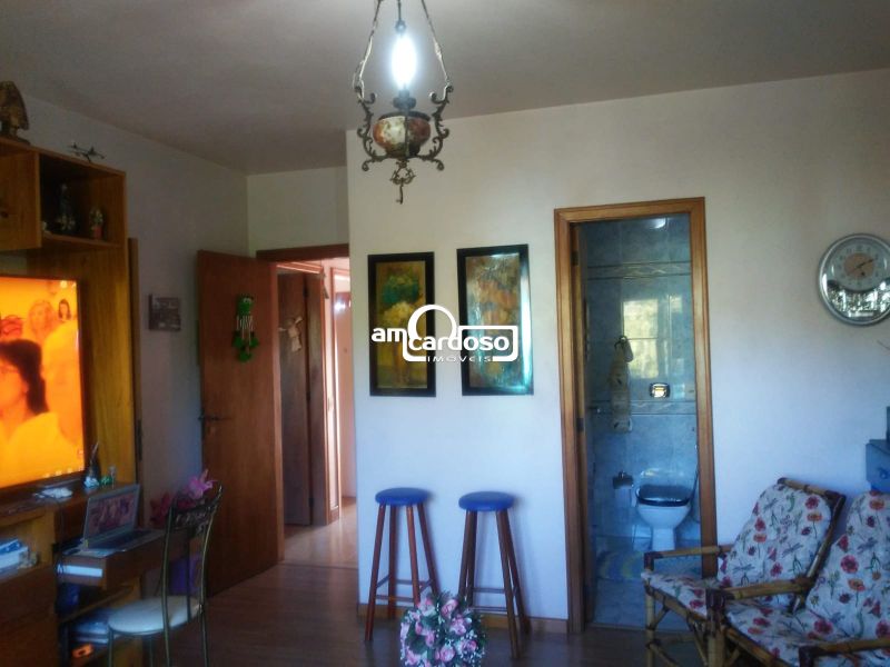 Casa com 3 quartos, 3 banheiros e 212m² à venda no bairro Jardim Floresta, Porto Alegre
