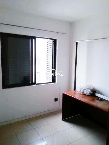 Apartamento com 3 quartos, 1 banheiro e 68m² à venda no bairro Sarandi, Porto Alegre