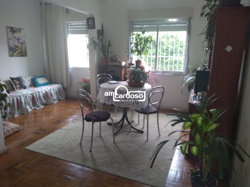Apartamento com 2 quartos, 1 banheiro e 65m² à venda no bairro Sao Sebastiao, Porto Alegre