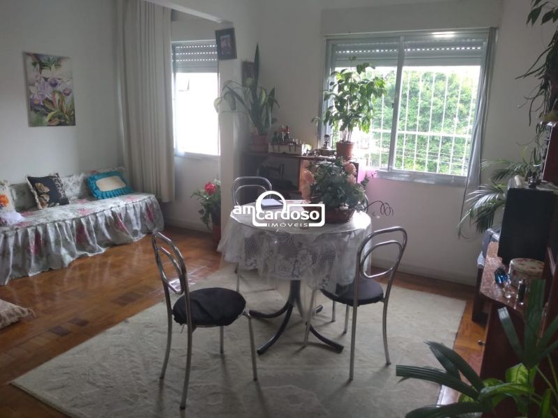 Apartamento com 2 quartos, 1 banheiro e 65m² à venda no bairro Sao Sebastiao, Porto Alegre