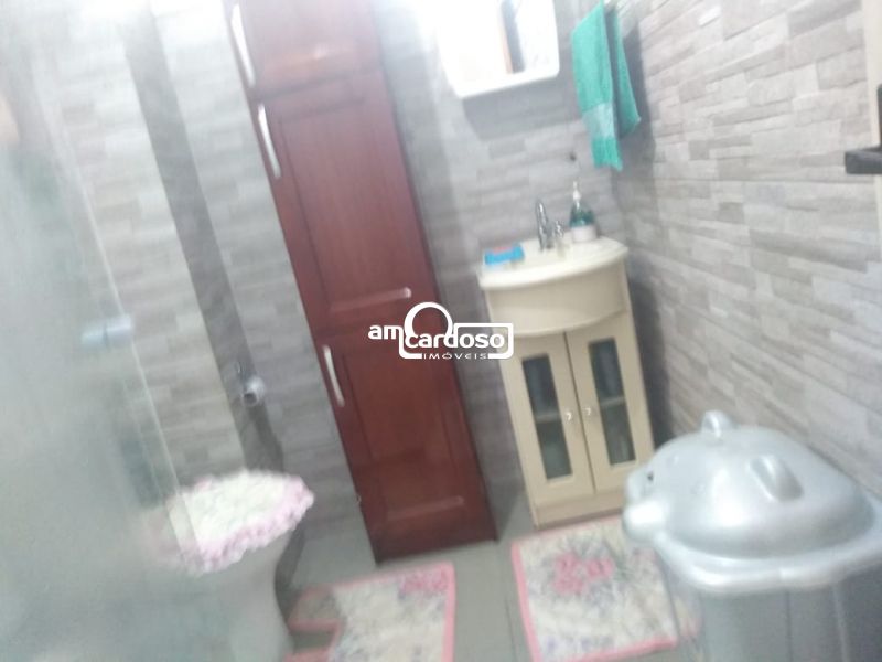 Apartamento com 2 quartos, 1 banheiro e 65m² à venda no bairro Sao Sebastiao, Porto Alegre