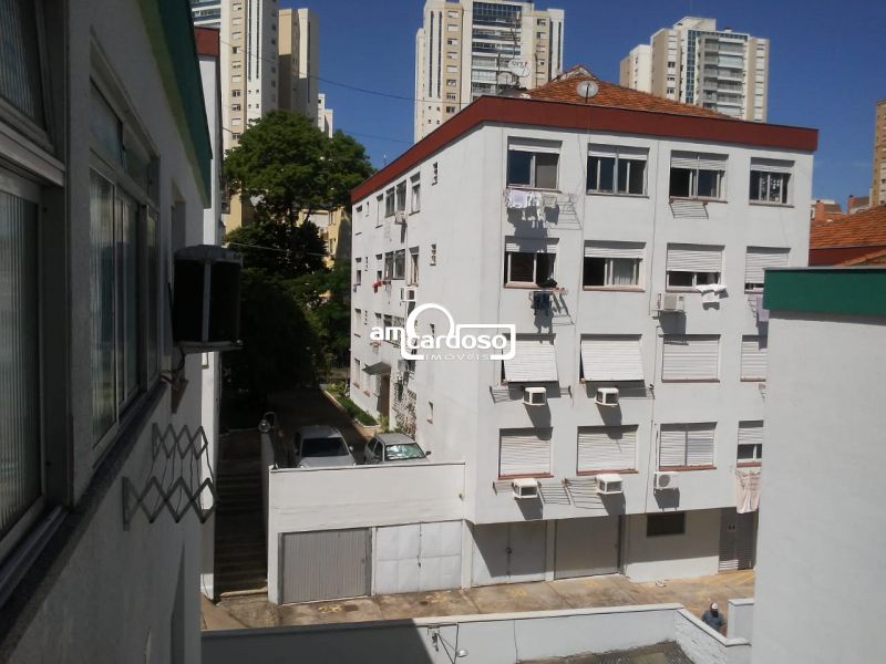 Kit / JK com 1 quarto, 1 banheiro e 32m² à venda no bairro Jardim Ipiranga, Porto Alegre