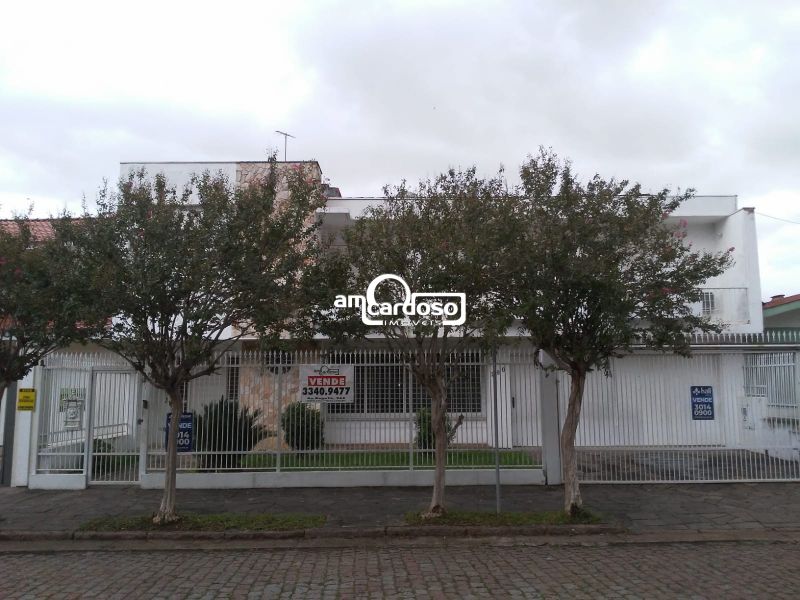 Casa com 5 quartos, 4 banheiros e 360m² à venda no bairro Jardim Lindoia, Porto Alegre