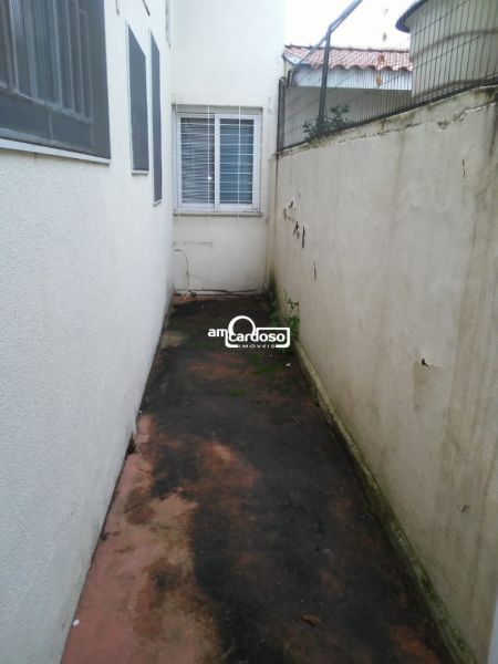 Casa com 5 quartos, 4 banheiros e 360m² à venda no bairro Jardim Lindoia, Porto Alegre
