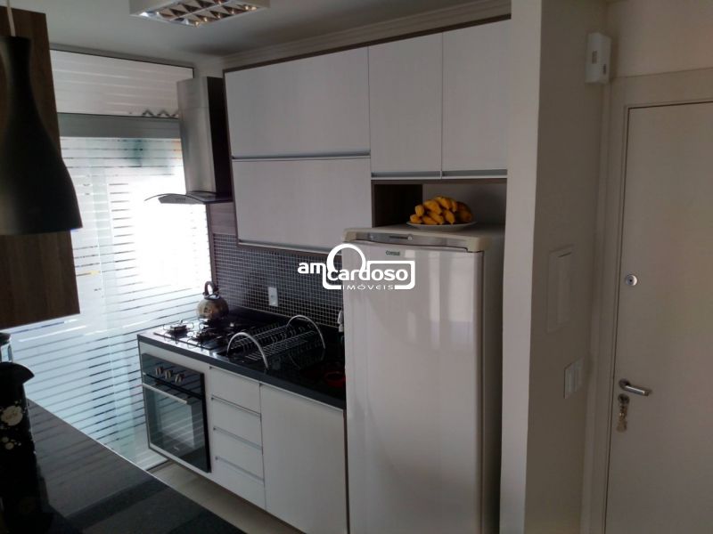 Apartamento com 3 quartos, 1 banheiro e 67m² à venda no bairro Humaita, Porto Alegre