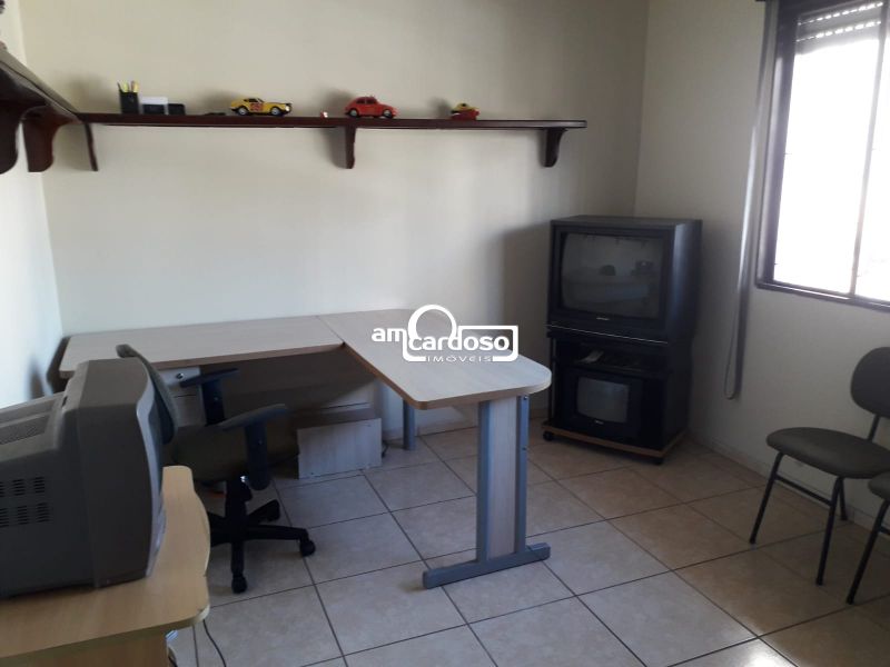 Sobrado com 3 quartos, 3 banheiros e 298m² à venda no bairro Boa Vista, Porto Alegre