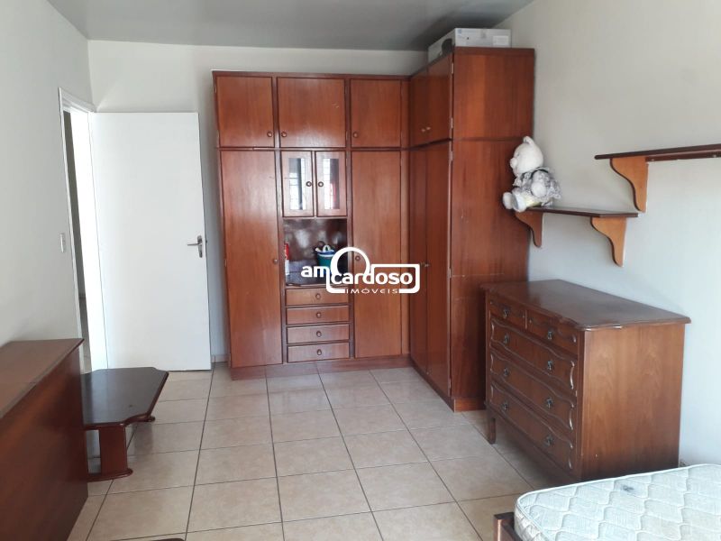 Sobrado com 3 quartos, 3 banheiros e 298m² à venda no bairro Boa Vista, Porto Alegre