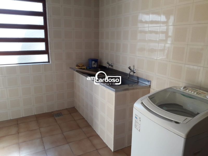Sobrado com 3 quartos, 3 banheiros e 298m² à venda no bairro Boa Vista, Porto Alegre