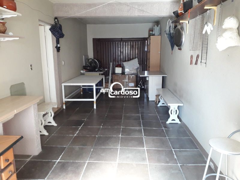 Sobrado com 3 quartos, 3 banheiros e 298m² à venda no bairro Boa Vista, Porto Alegre