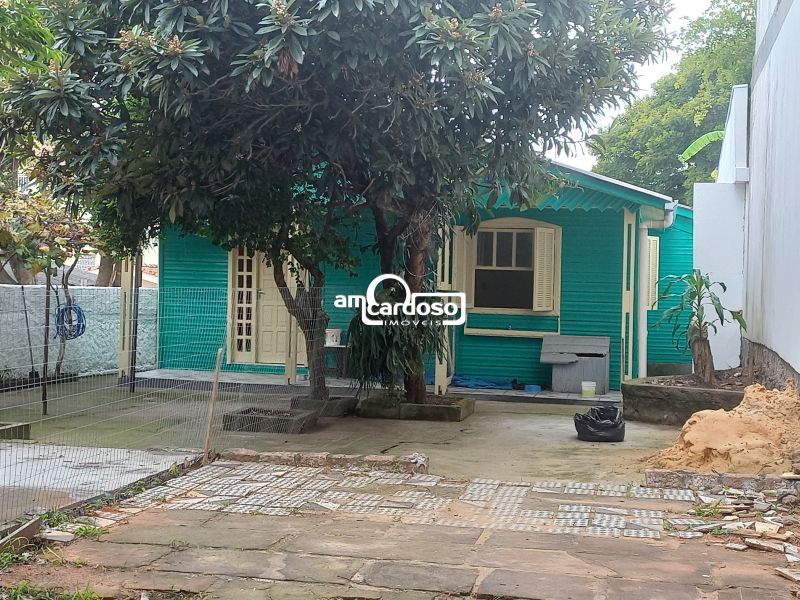 Casa com 2 quartos, 1 banheiro e 80m² à venda no bairro Sao Sebastiao, Porto Alegre
