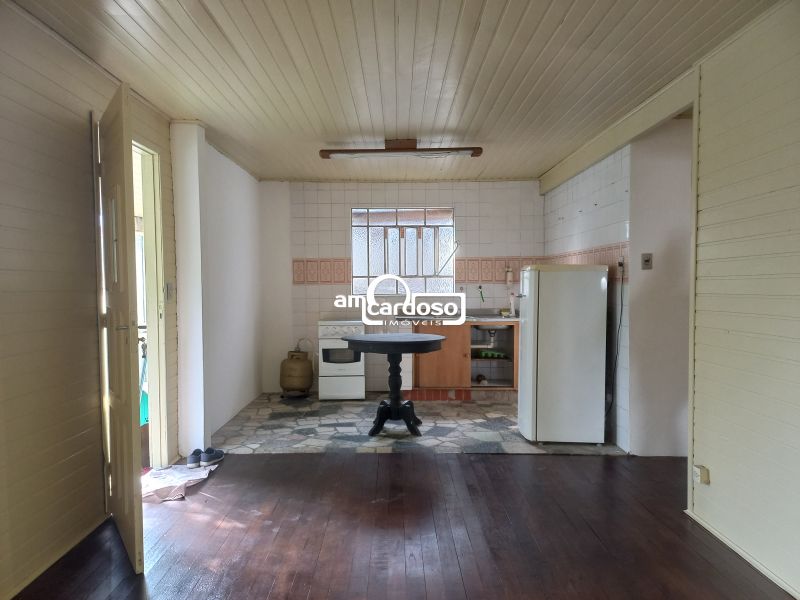 Casa com 2 quartos, 1 banheiro e 80m² à venda no bairro Sao Sebastiao, Porto Alegre