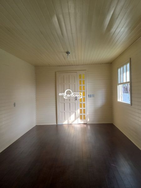 Casa com 2 quartos, 1 banheiro e 80m² à venda no bairro Sao Sebastiao, Porto Alegre