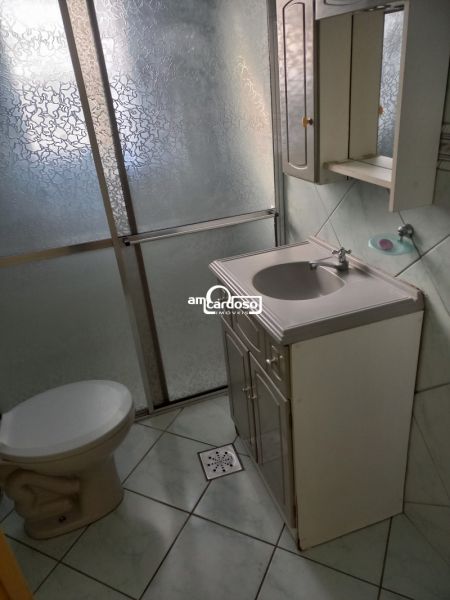 Casa com 2 quartos, 1 banheiro e 80m² à venda no bairro Sao Sebastiao, Porto Alegre