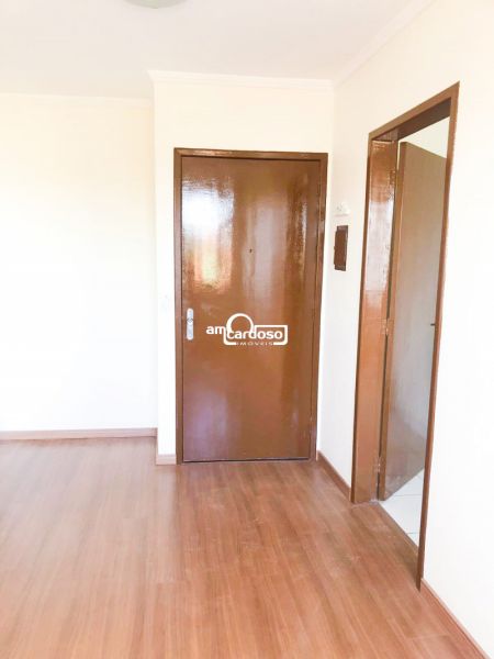 Apartamento com 1 quarto, 1 banheiro e 48m² à venda no bairro Sarandi, Porto Alegre