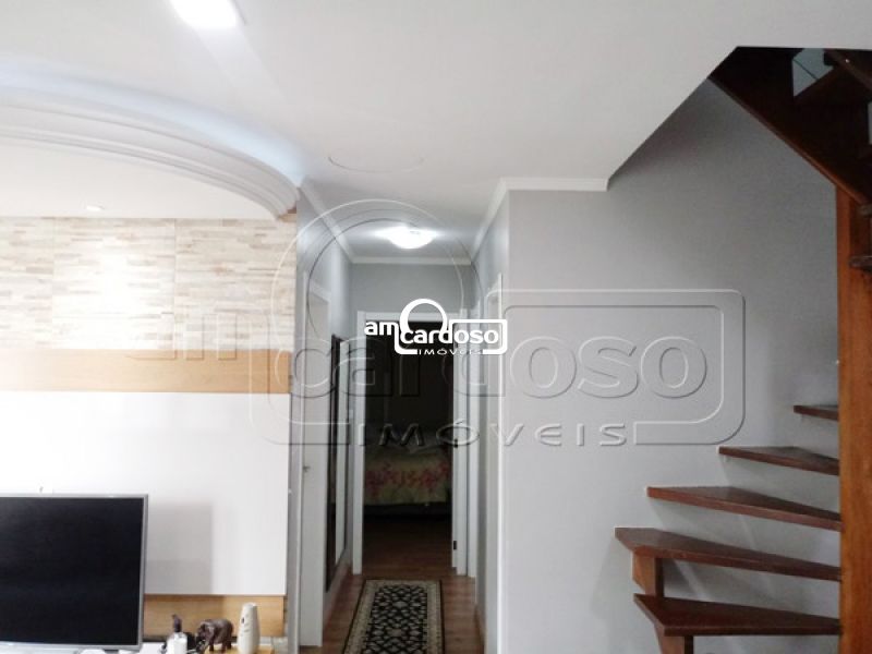 Cobertura com 3 quartos, 2 banheiros e 170m² à venda no bairro Sao Sebastiao, Porto Alegre