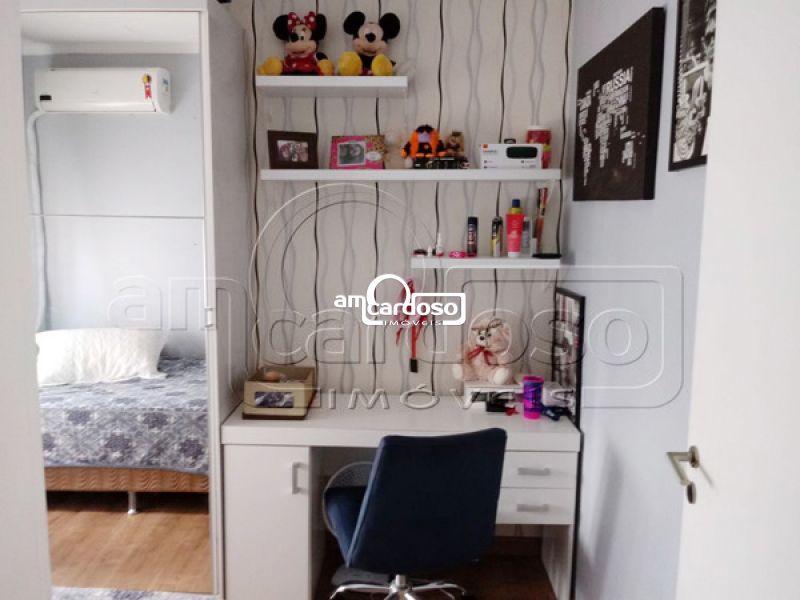 Cobertura com 3 quartos, 2 banheiros e 170m² à venda no bairro Sao Sebastiao, Porto Alegre